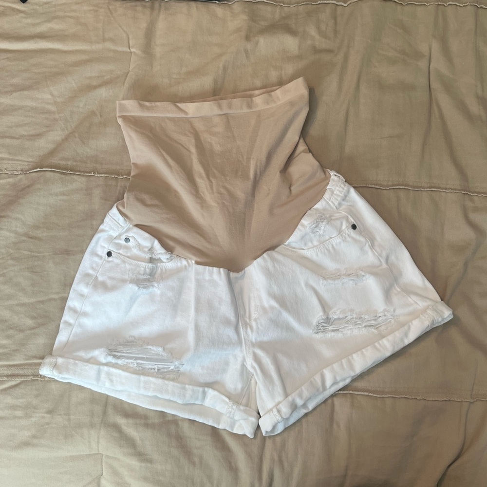 Articles of Society White Distressed Maternity Shorts - Size 28